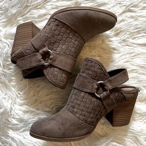 Women’s block heels